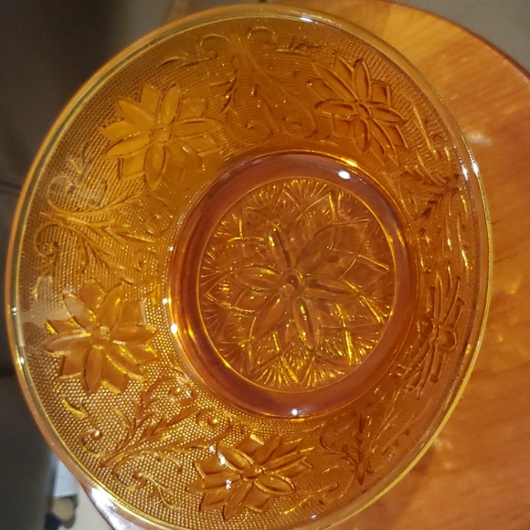 Tiara amber serving bowl - Picture 2 of 7